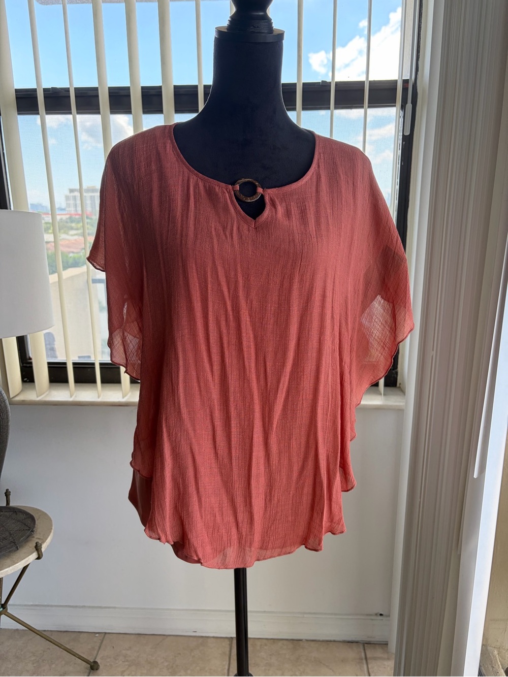 NWT Naif Petite Terracotta Ring Keyhole Flutter Sleeve Layered Blouse Top PL